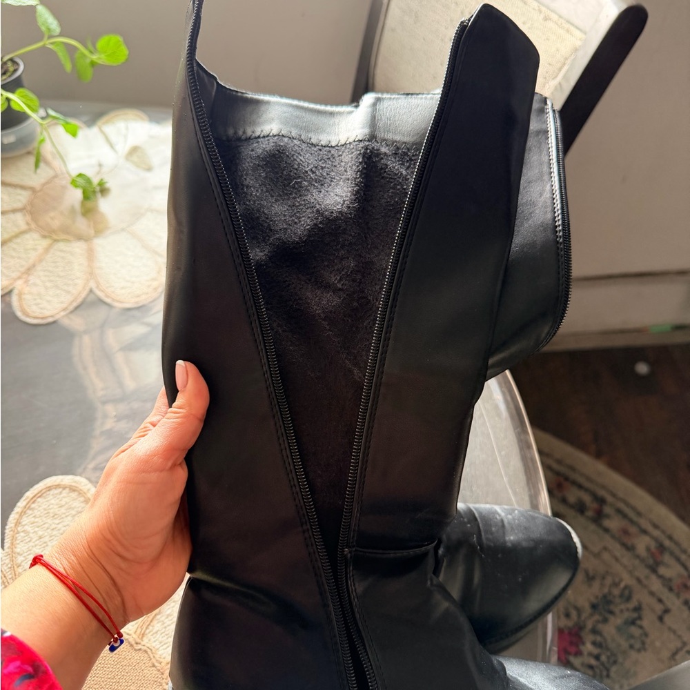 Amazon Black Women's Boots